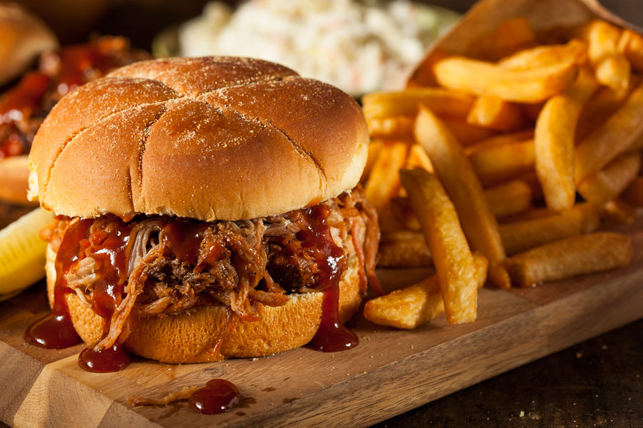 thetabletoppers-pulled-pork-burger